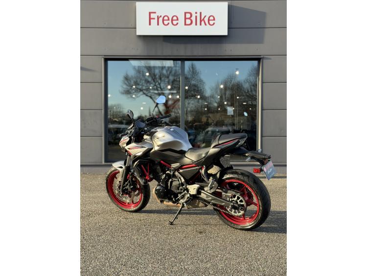 KAWASAKI Z650 A2