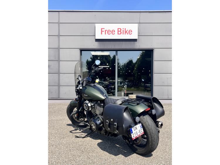 INDIAN CHIEF BOBBER DARK HORSE