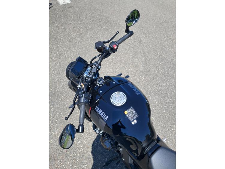 YAMAHA XSR 900