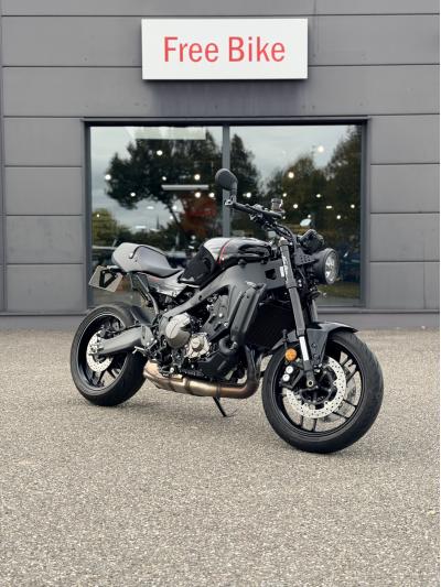 YAMAHA XSR 900