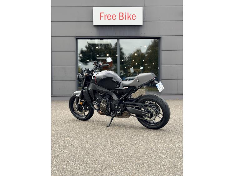 YAMAHA XSR 900