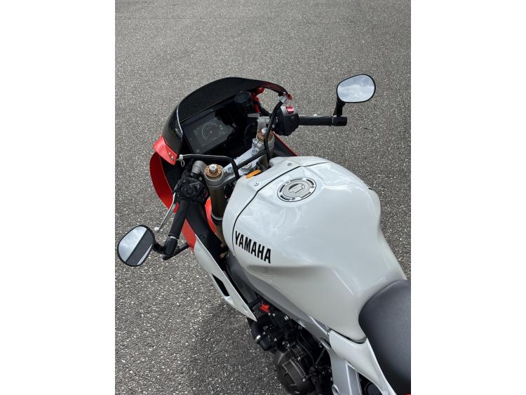 YAMAHA XSR 900 GP